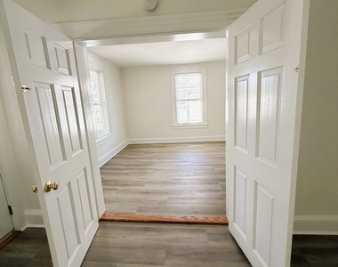 52 Albert Street - Photo Thumbnail 13