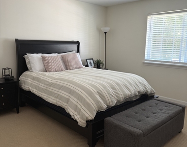 310 Boston Post Road - Photo Thumbnail 14