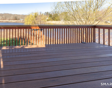 135 Middlesex Avenue - Photo Thumbnail 21