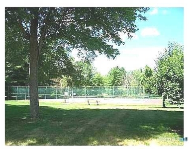 100 Oxbow Drive - Photo Thumbnail 3