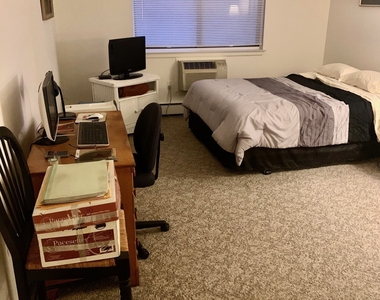 100 Oxbow Drive - Photo Thumbnail 9