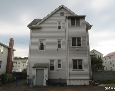 418 East Street - Photo Thumbnail 2