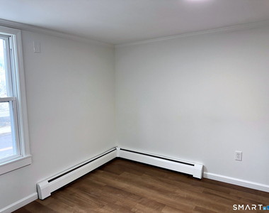 81 Springdale Avenue - Photo Thumbnail 5