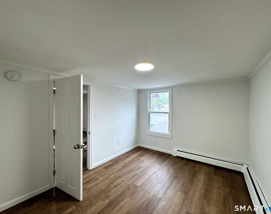 81 Springdale Avenue - Photo Thumbnail 7