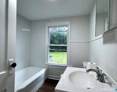 81 Springdale Avenue - Photo Thumbnail 11