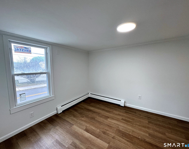 81 Springdale Avenue - Photo Thumbnail 6
