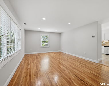 66 Jefferson Avenue - Photo Thumbnail 1