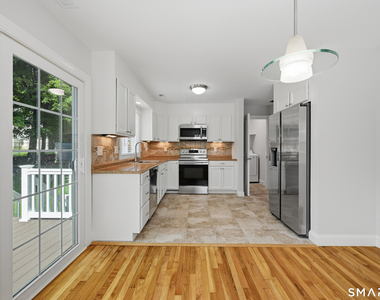 66 Jefferson Avenue - Photo Thumbnail 9