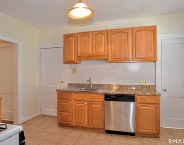 60 Puritan Lane - Photo Thumbnail 7