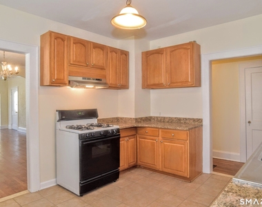 60 Puritan Lane - Photo Thumbnail 8