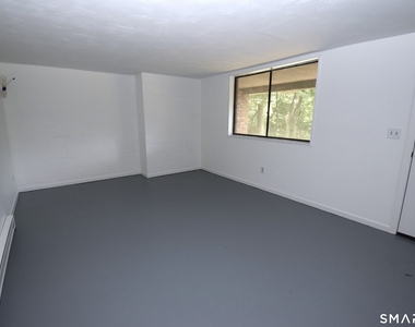 19 Denlar Drive - Photo Thumbnail 10