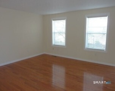 14 Larkspur Lane - Photo Thumbnail 3