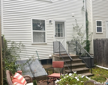 14 Larkspur Lane - Photo Thumbnail 9