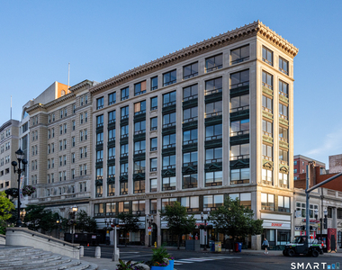 400 Main Street - Photo Thumbnail 1