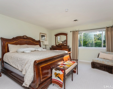 98 Gillies Lane - Photo Thumbnail 11