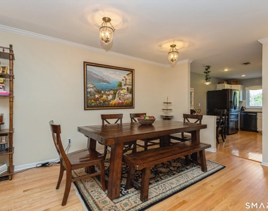 98 Gillies Lane - Photo Thumbnail 8