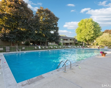 98 Gillies Lane - Photo Thumbnail 15