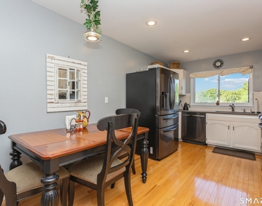98 Gillies Lane - Photo Thumbnail 7
