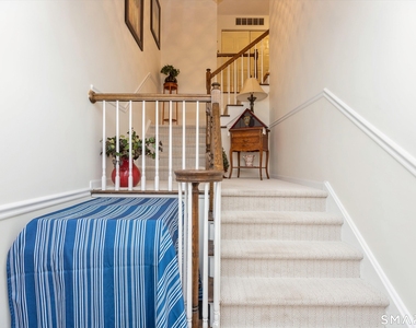 98 Gillies Lane - Photo Thumbnail 2