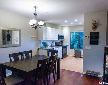 79 Highview Avenue - Photo Thumbnail 9
