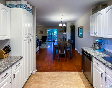 79 Highview Avenue - Photo Thumbnail 14