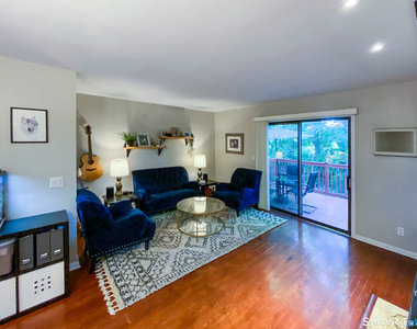 79 Highview Avenue - Photo Thumbnail 11