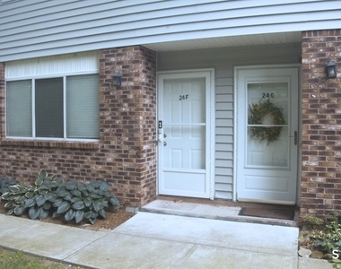 140 Thompson Street - Photo Thumbnail 3
