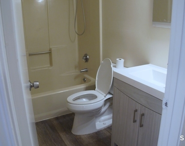 140 Thompson Street - Photo Thumbnail 13