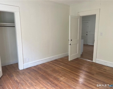 42 Albert Street - Photo Thumbnail 21