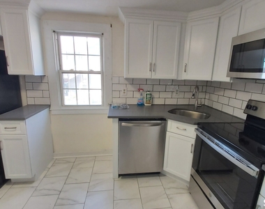 125 Railroad Street - Photo Thumbnail 2
