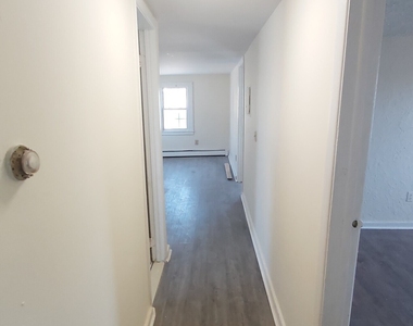 125 Railroad Street - Photo Thumbnail 7
