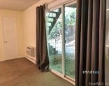 1634 Farmington Avenue - Photo Thumbnail 9