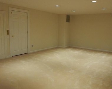 22 Terra Nova Circle - Photo Thumbnail 25