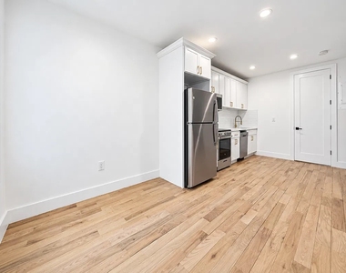 49 West 55th Street - Photo Thumbnail 6
