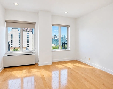 197 Bridge Street - Photo Thumbnail 5