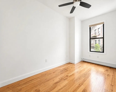 274 Bleecker Street - Photo Thumbnail 7
