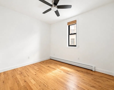274 Bleecker Street - Photo Thumbnail 9