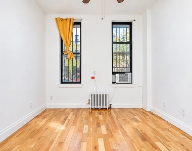 294 Harman Street - Photo Thumbnail 2