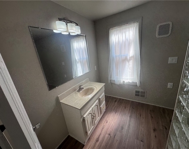 460 4th Ave - Photo Thumbnail 10