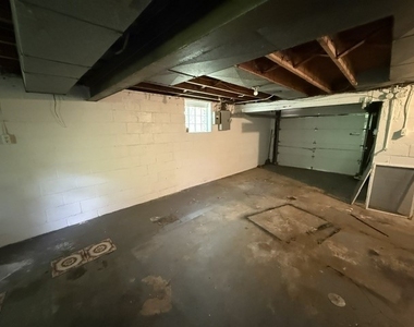 2320 Milburn Street - Photo Thumbnail 7