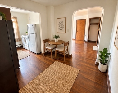 2909 Chartiers Ave - Photo Thumbnail 2