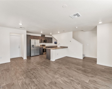 2661 Saddle Bronze Court - Photo Thumbnail 6