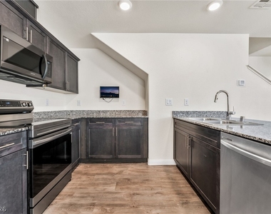 2661 Saddle Bronze Court - Photo Thumbnail 9
