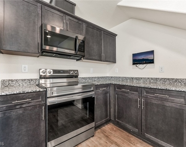 2661 Saddle Bronze Court - Photo Thumbnail 10