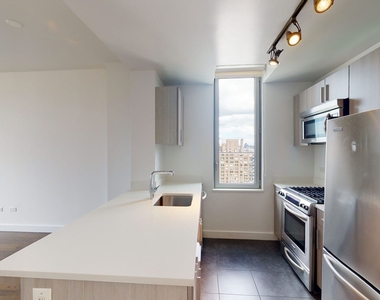 808 Columbus Ave - Photo Thumbnail 1