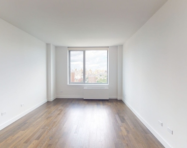808 Columbus Ave - Photo Thumbnail 3