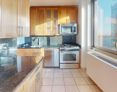 401 E 34th St - Photo Thumbnail 1