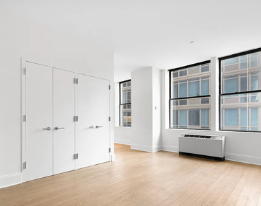 Beekman St/William St - Photo Thumbnail 1