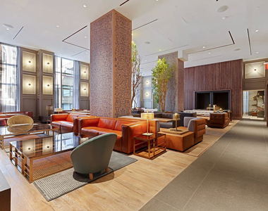 Maiden Lane/Nassau Street - Photo Thumbnail 14