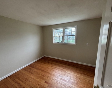2101 James Street - Photo Thumbnail 15